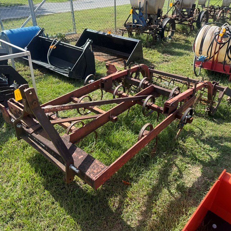 4' HOMEMADE 3 POINT FIELD CULTIVATOR WITH ROLLING BASKET