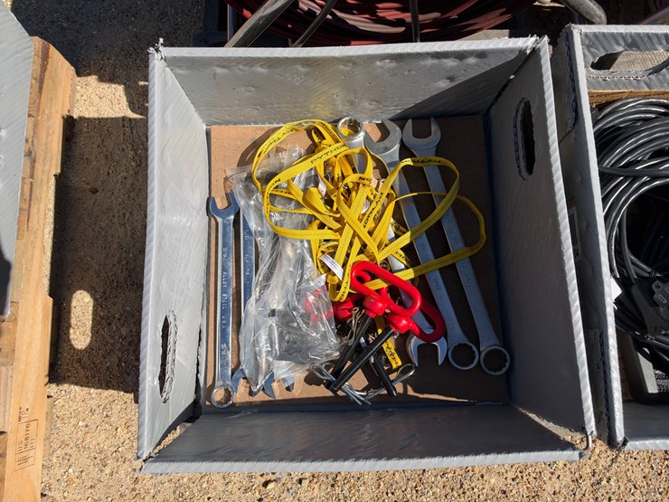 #41624-•-miscellaneous-tools-and-extension-cables-image-4