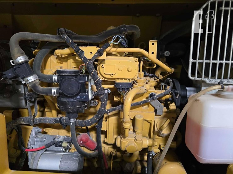 2021-caterpillar-306cr-image-37