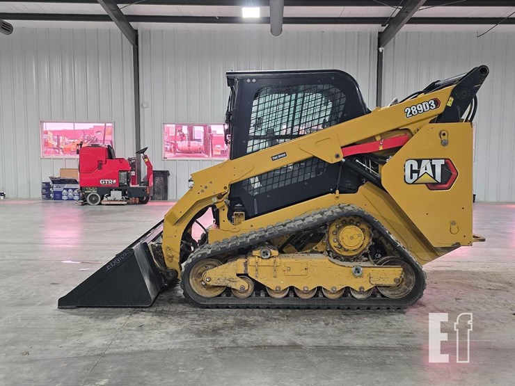2021-caterpillar-289d3-image-5