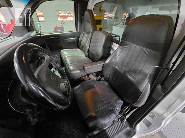 2009-chevrolet-kodiak-c4500-image-9