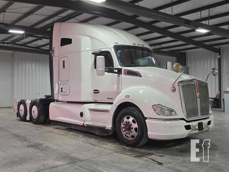 2019-kenworth-t680-image-2