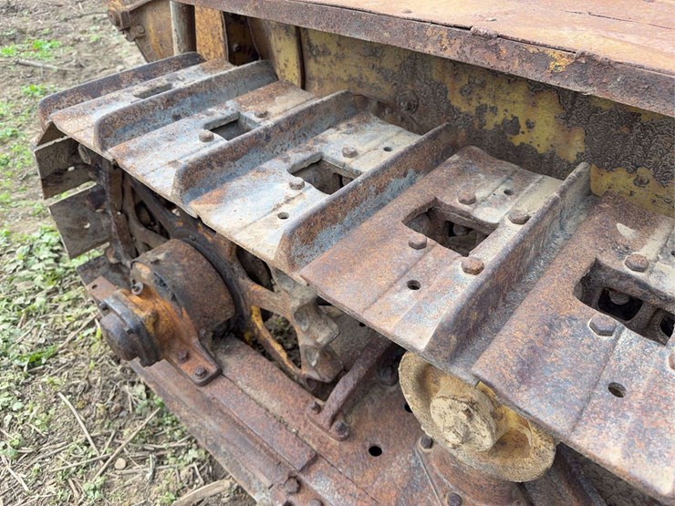 caterpillar-twenty-five-image-25
