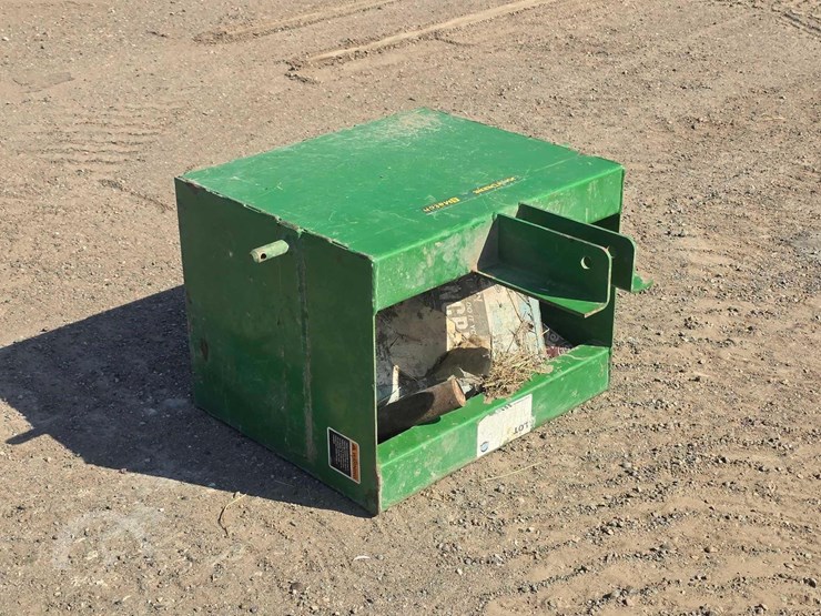 john-deere-imatch-3-point-weight-box-attachment-image-2