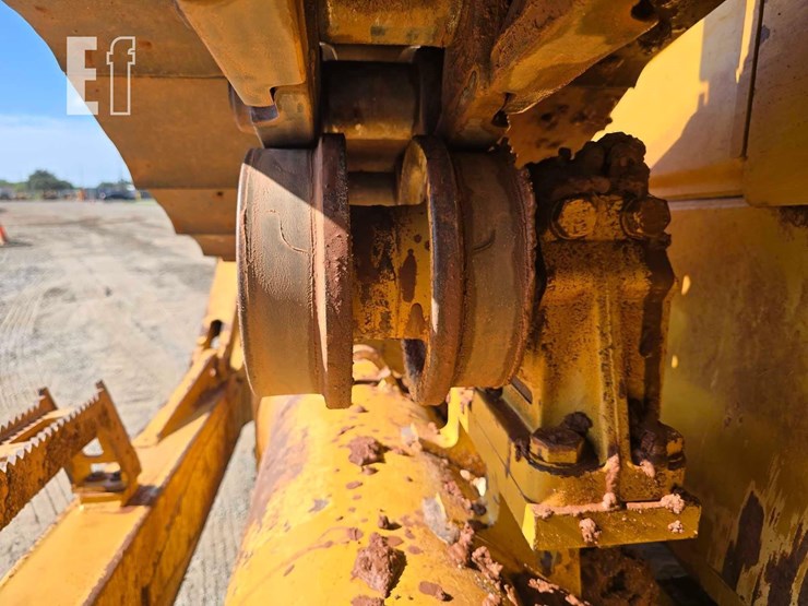 2016-caterpillar-d6t-xl-image-30