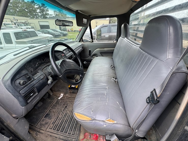 1997-ford-f-450-regular-cab-dump-body/flatbed-7.3l-powerstroke---5-speed-trans-93,502-miles-showing-image-5