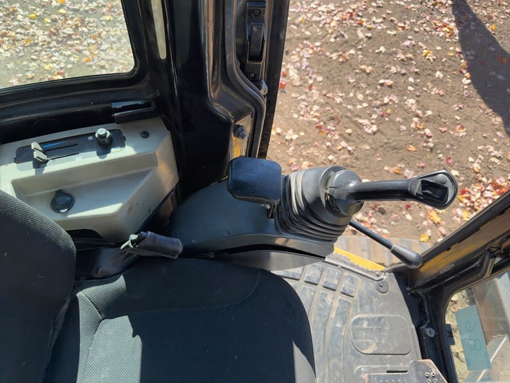 2013-caterpillar-304e-cr-image-31