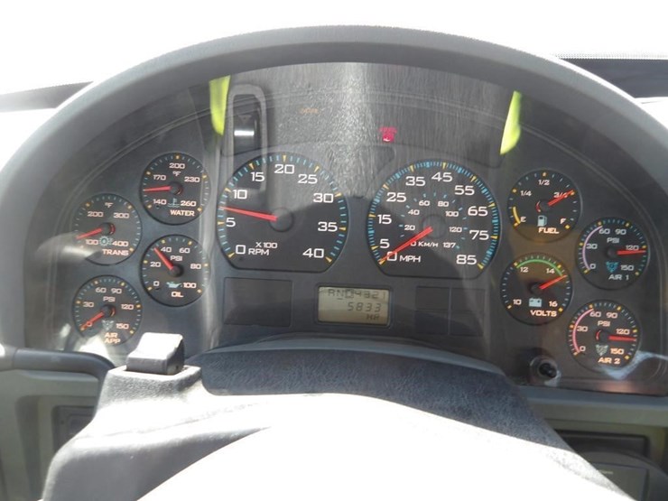 2007-international-7600-equipment-hauler-truck-image-21