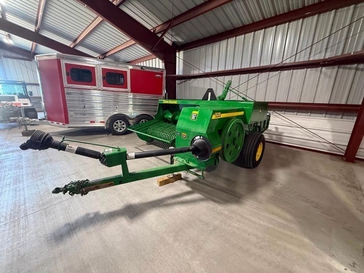 2019-john-deere-328-square-baler-image-6