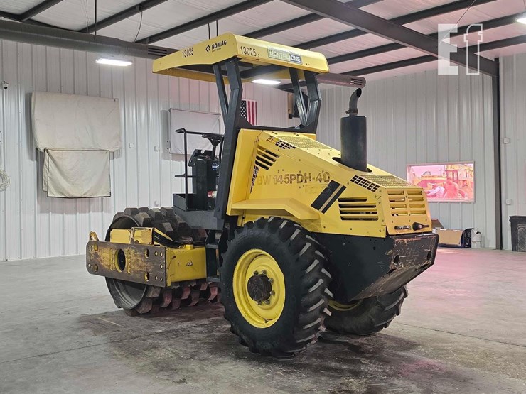 2014-bomag-bw145pdh-40-image-4