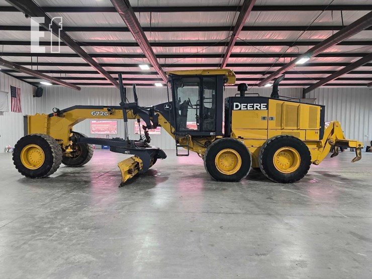 2012-deere-672g-image-5