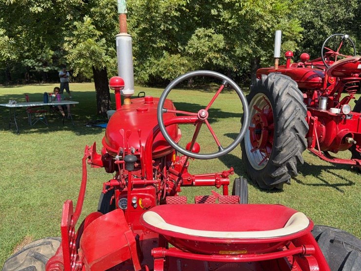 1953-farmall-super-a-image-21