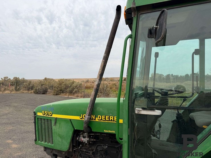 2000-john-deere-5510-tractor-image-22