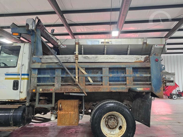 2005-international-workstar-7400-image-16