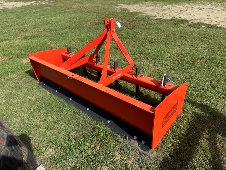 grass-roots-72"-3-point-box-blade-with-ripper-shanks-image-3