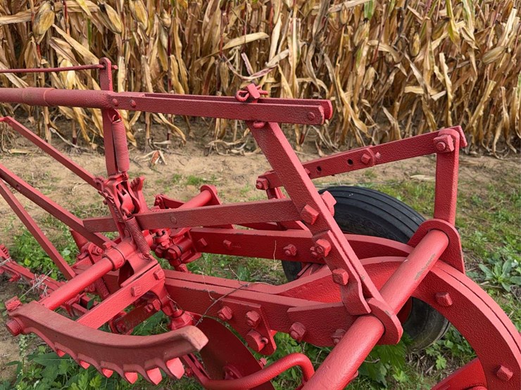 oliver-one-bottom-plow-image-18