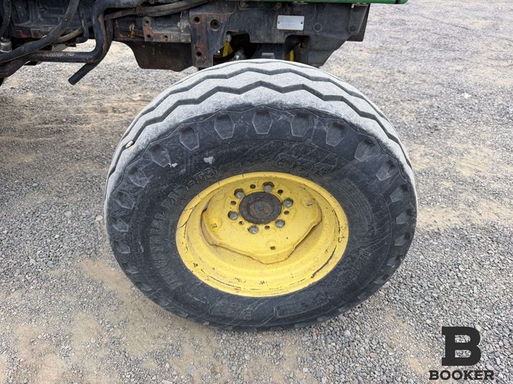 2000-john-deere-5510-tractor-image-41