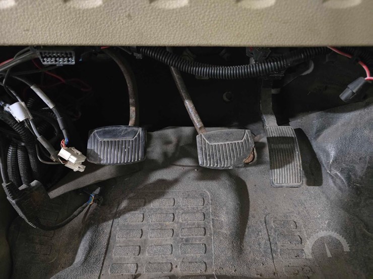 2008-ford-f550-image-11