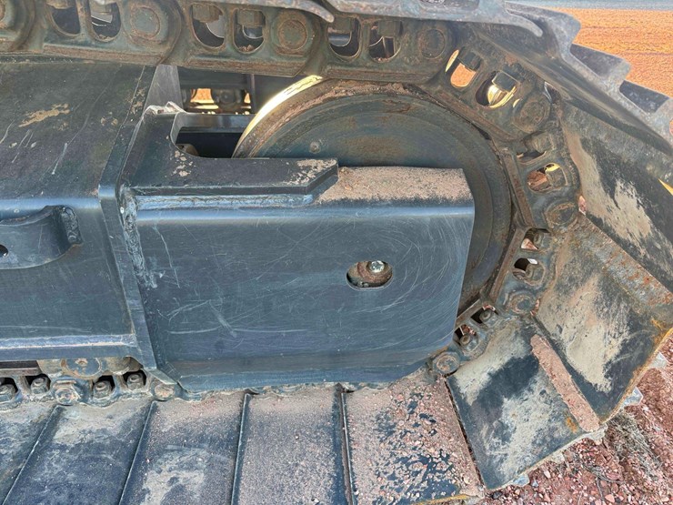 2021-komatsu-pc170lc-11-excavator-image-26