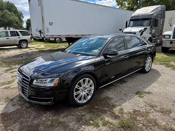 2015-audi-a8-l-4-door-sedan-3.0l-supercharged-v6-–-automatic-transmission--10,640-miles-showing-image-1