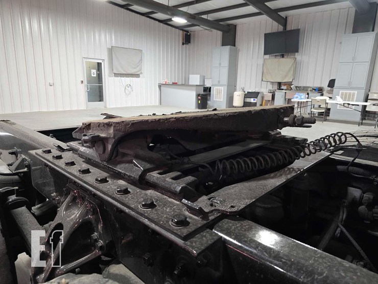 2020-kenworth-t680-image-20