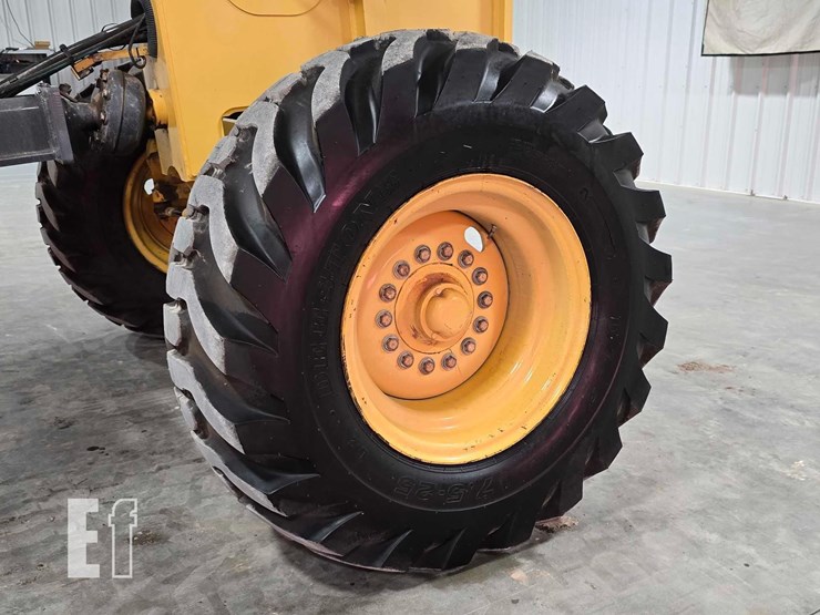 2018-deere-770g-image-37