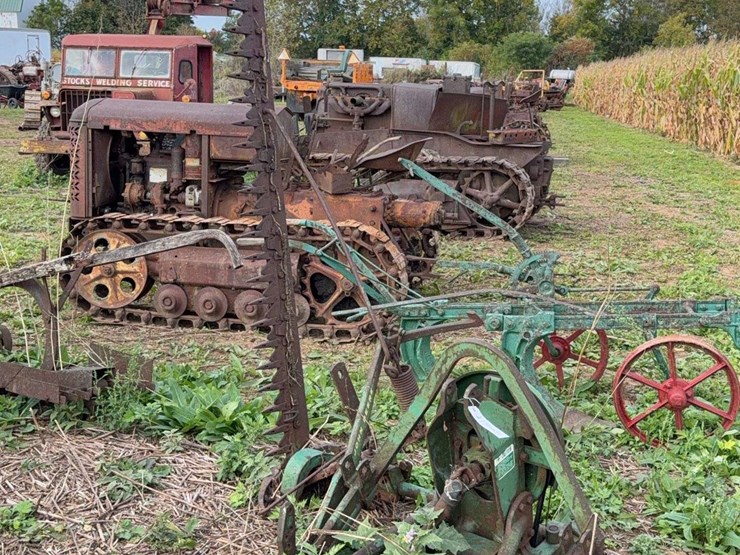 john-deere-350-sickle-mower-image-1