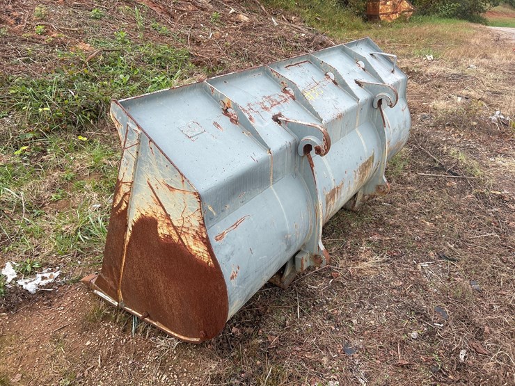 #30-•-8’-loader-bucket-image-6