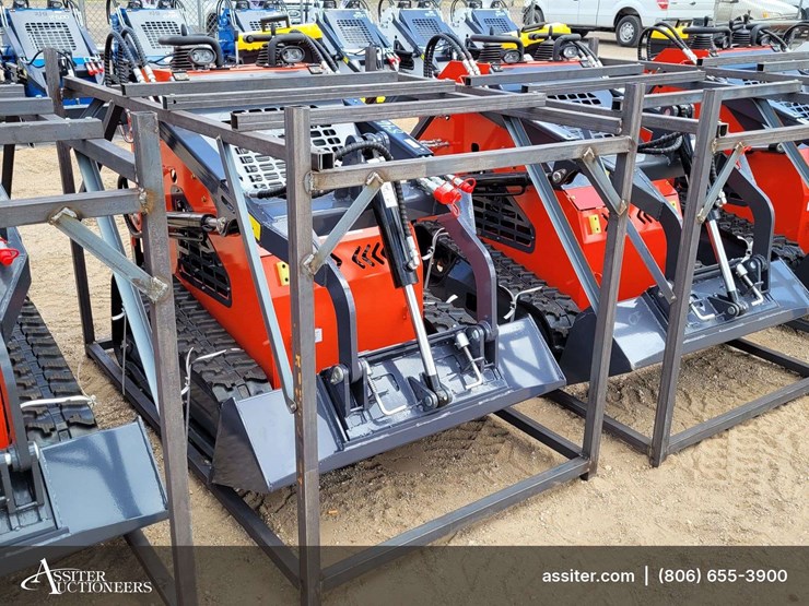 2026-zjz-380-mini-skid-steer-loader-image-2