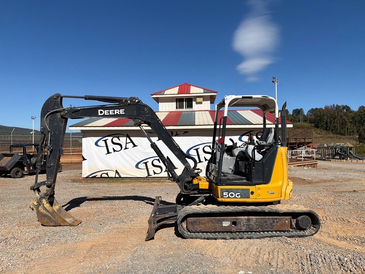#4101-•-john-deere-50g-mini-excavator-image-2
