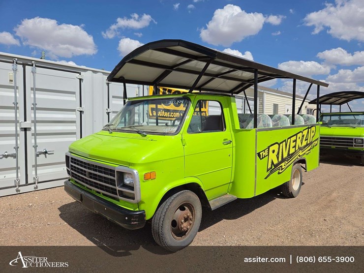1995-chevrolet-g30-image-1