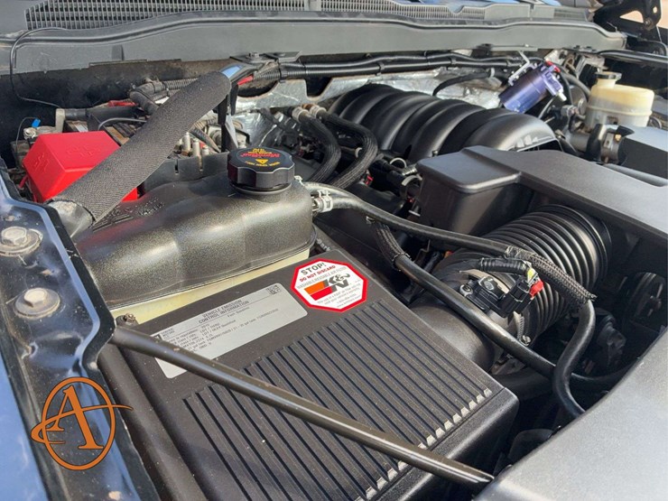 2015-chevrolet-silverado-1500-high-country-image-51