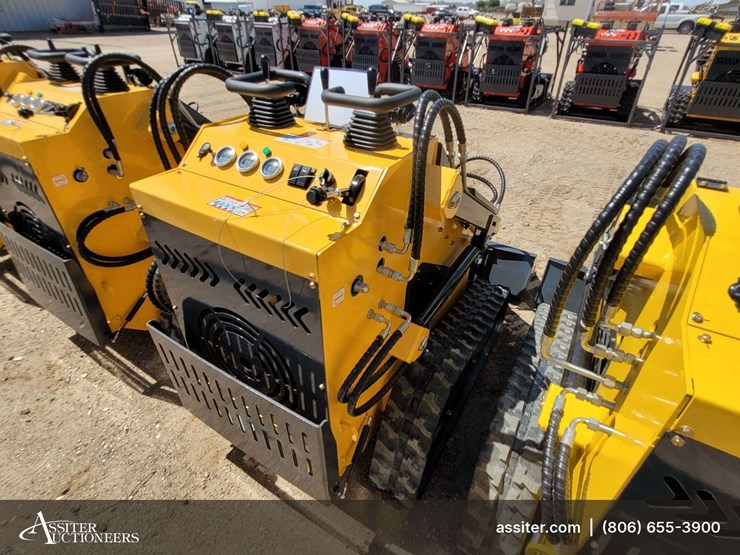 2026-zjz-380-mini-skid-steer-loader-image-4