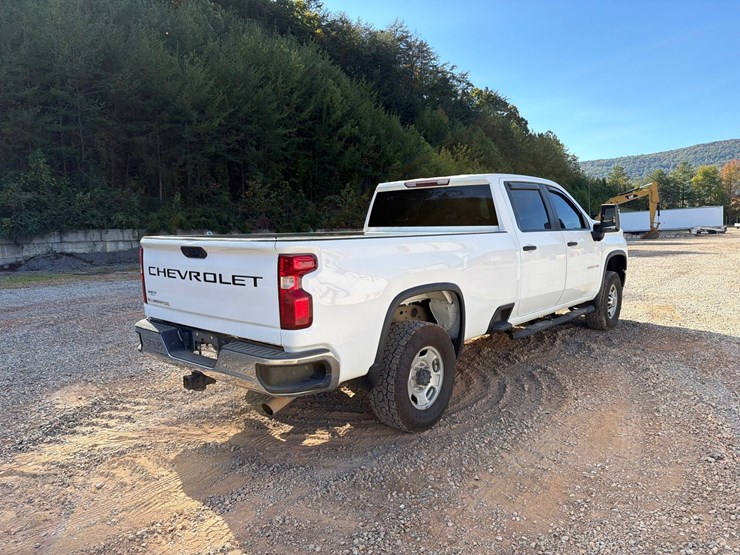 #4105-•-2021-chevrolet-2500hd-truck-image-5