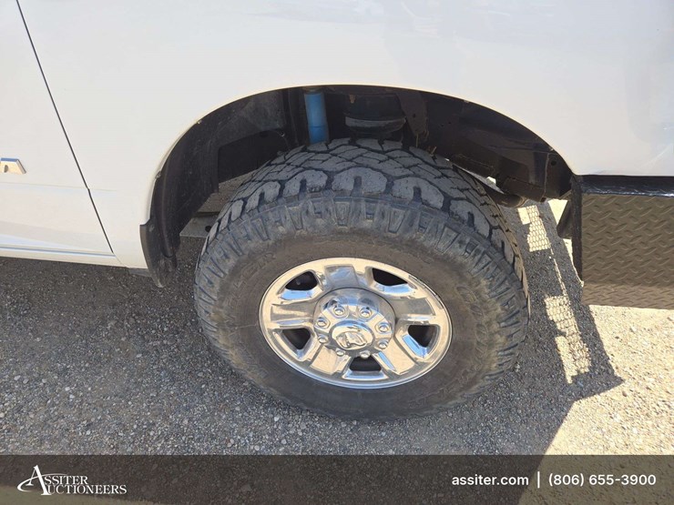 2020-ram-2500-tradesman-image-20