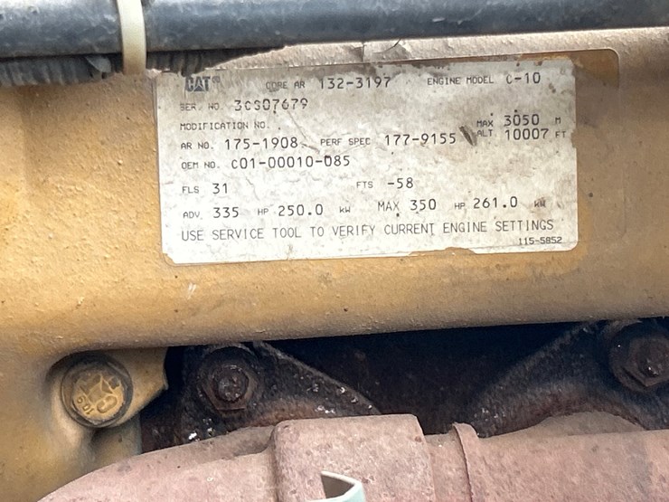 #78-•-2001-sterling-l9511-truck-image-19