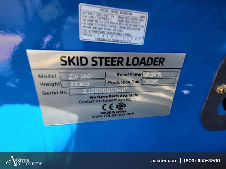 2026-zjz-380-mini-skid-steer-loader-image-7