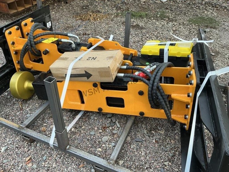 2026-giyi-demo-hammer-and-pile-driver-for-skid-image-5