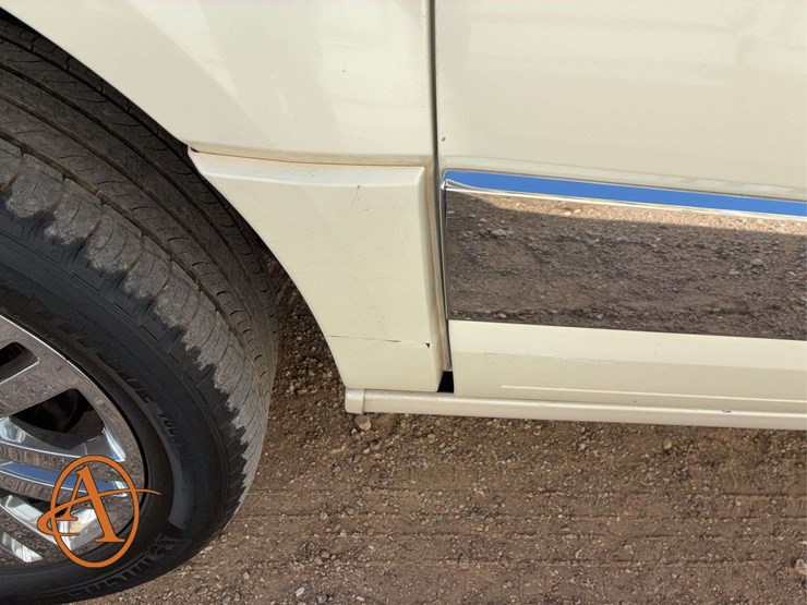 2008-lincoln-navigator-l-image-12