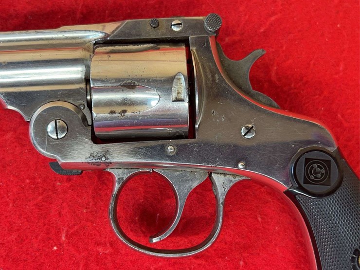 h&r-.38-da-revolver-image-8