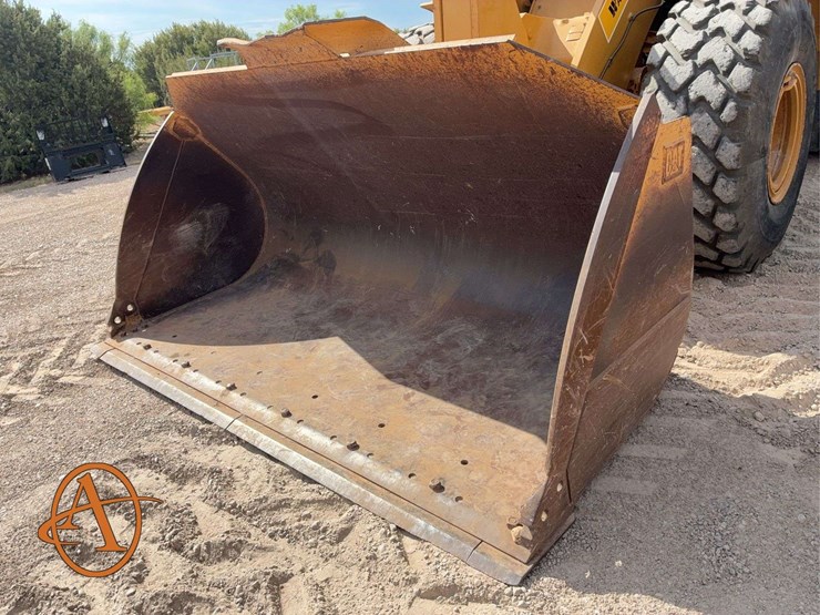 2012-caterpillar-950k-image-7