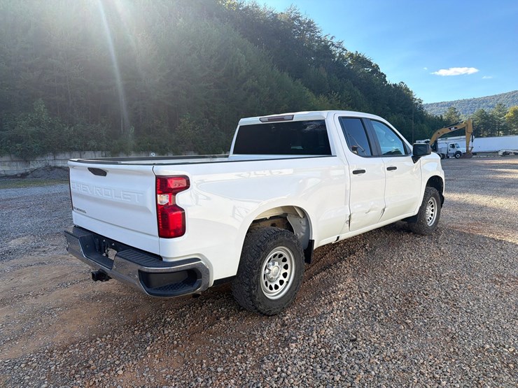 #4108-•-2019-chevrolet-1500-truck-image-5