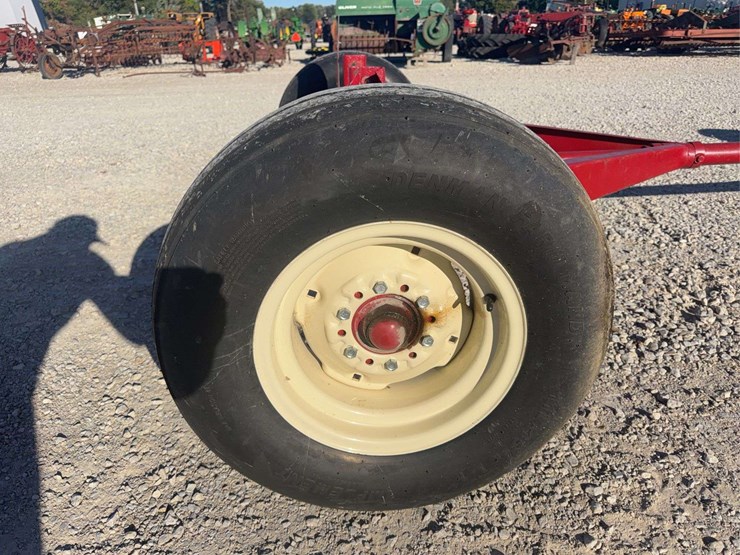 international-harvester-315-running-gear-image-3