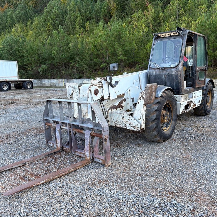 #4102 • Caterpillar TH103 Telehandler