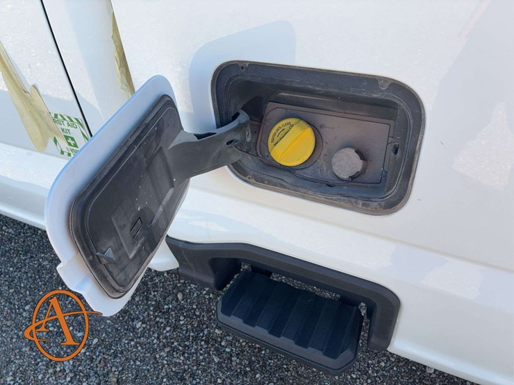 2024-ford-f350-image-16
