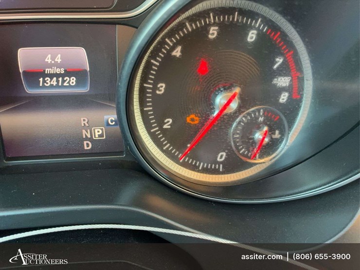 2020-mercedes-benz-gla250-image-16