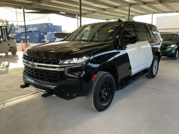 2021-chevrolet-tahoe-suv-image-4