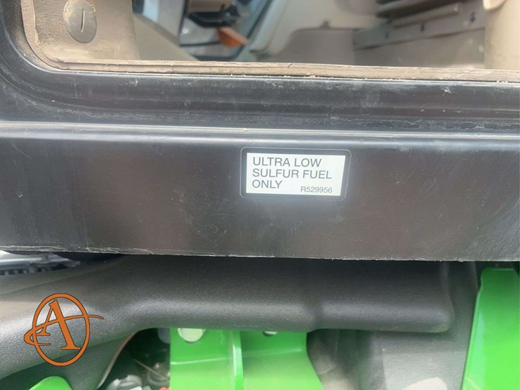 2022-john-deere-r-image-26