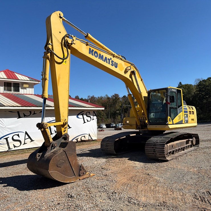 #4090 • 2014 Komatsu PC210LC-10 Excavator