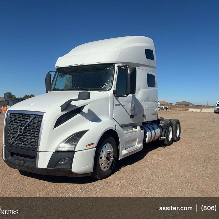 2019 Volvo VNL Tandem Axle Dual Conventional-New Generation Tractor Truck